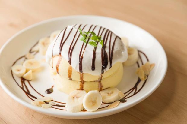 Chocolate Banana Pancakes