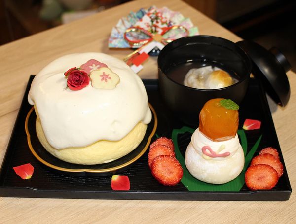 マカダミアクリームとぜんざいのパンケーキ