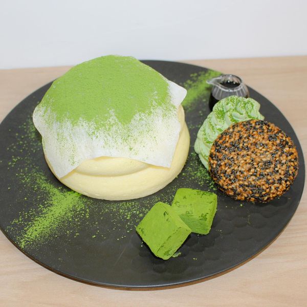 抹茶とあんこの和風パンケーキ