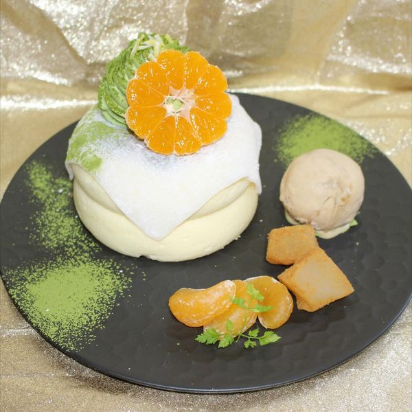 抹茶あんとみかんの和風パンケーキ
